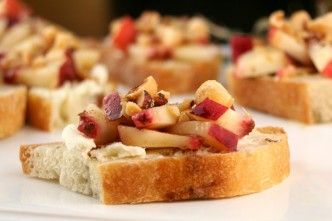 Nectarine Mascarpone Bruschetta with Balsamic Vinegar and Hazelnuts on Rosemary Toast