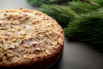 Quick and Easy Almond Cake