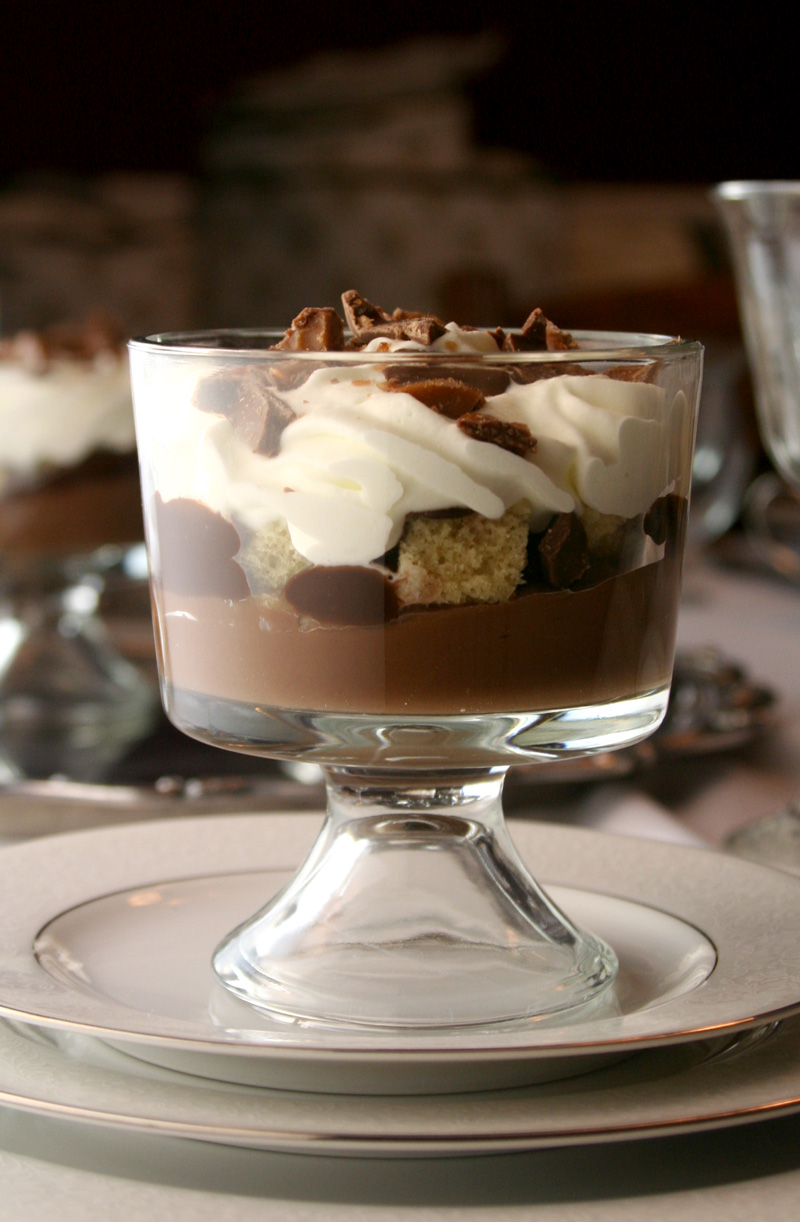 Chocolate Toffee Mini Trifles